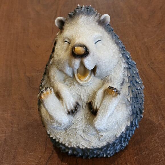 Design Toscano Roly-Poly Laughing Hedgehog Statue Figurine - Picture 5 of 8